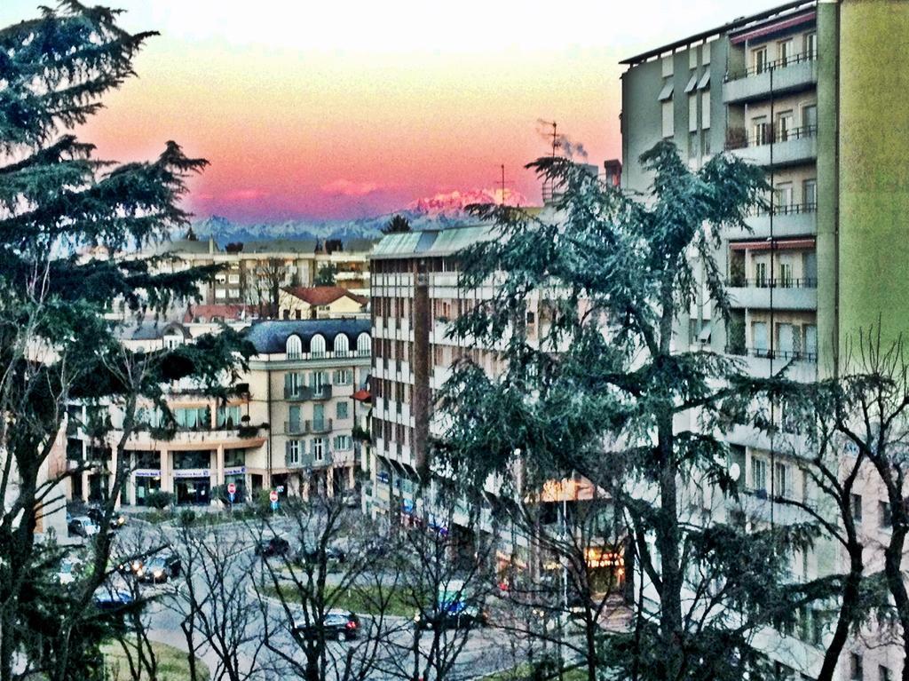 Hotel Astoria Gallarate Exteriör bild