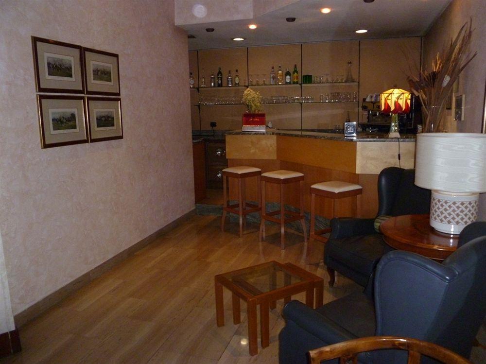 Hotel Astoria Gallarate Exteriör bild
